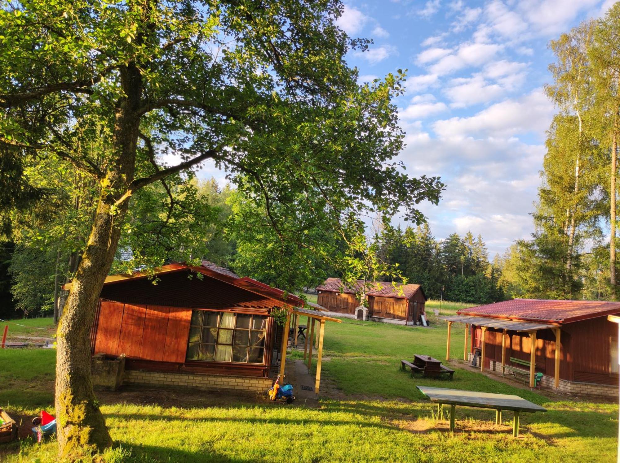 Lesni Chaty "Hogo Fogo" Kytlice Exterior foto