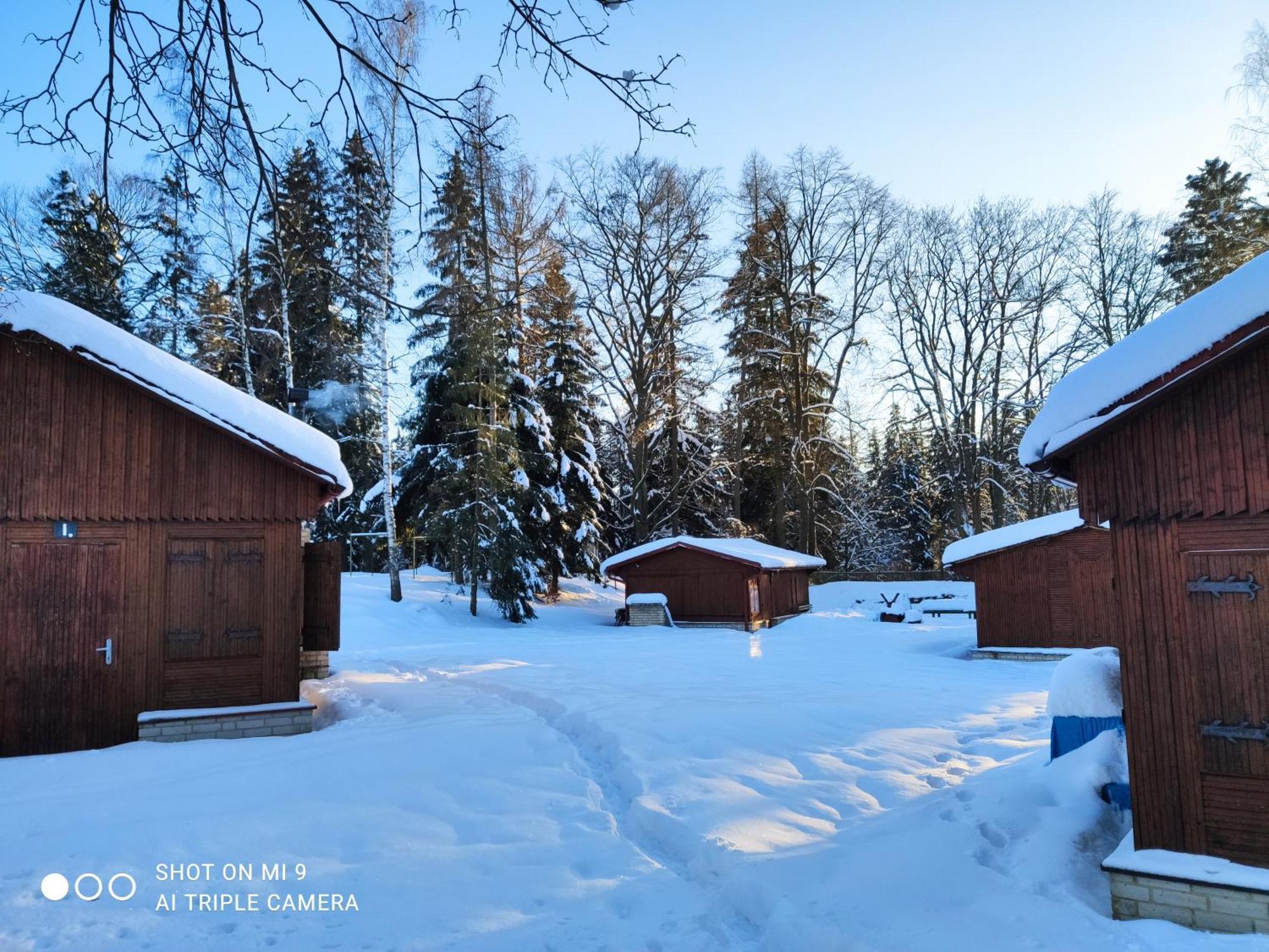 Lesni Chaty "Hogo Fogo" Kytlice Exterior foto