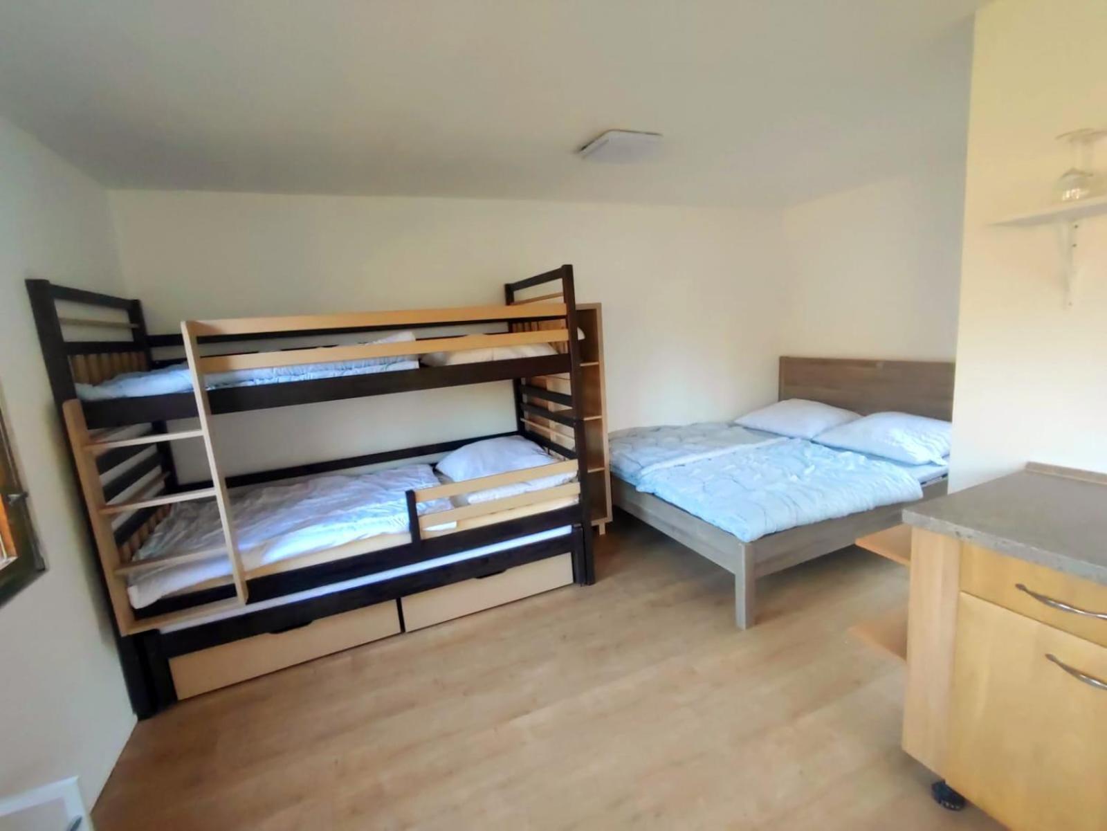 Lesni Chaty "Hogo Fogo" Kytlice Zimmer foto